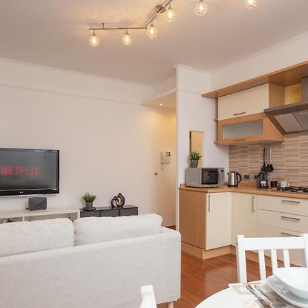 Kandinski Apartment - With Pool Settimo Milanese Ngoại thất bức ảnh